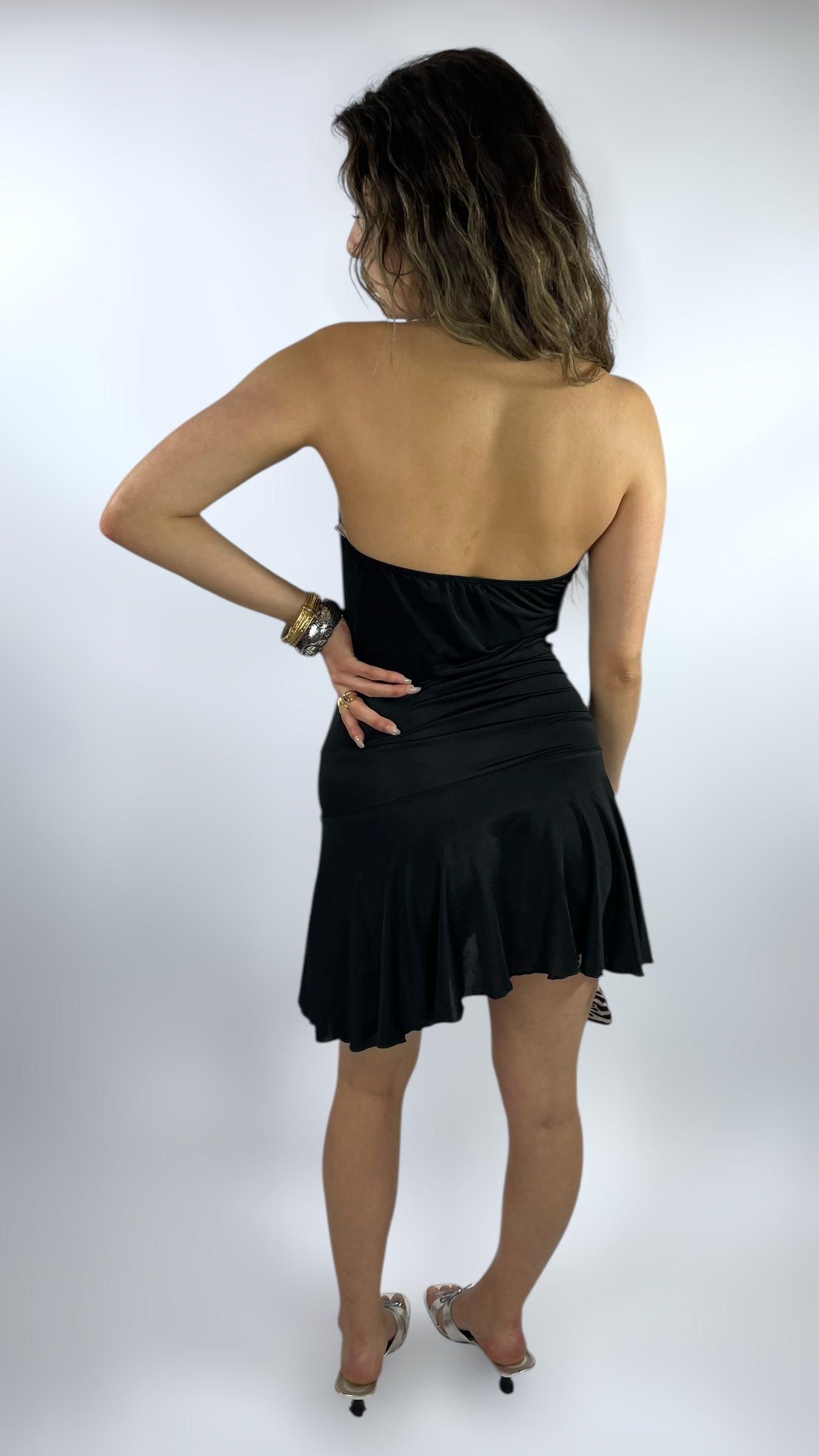 Robe dos nu