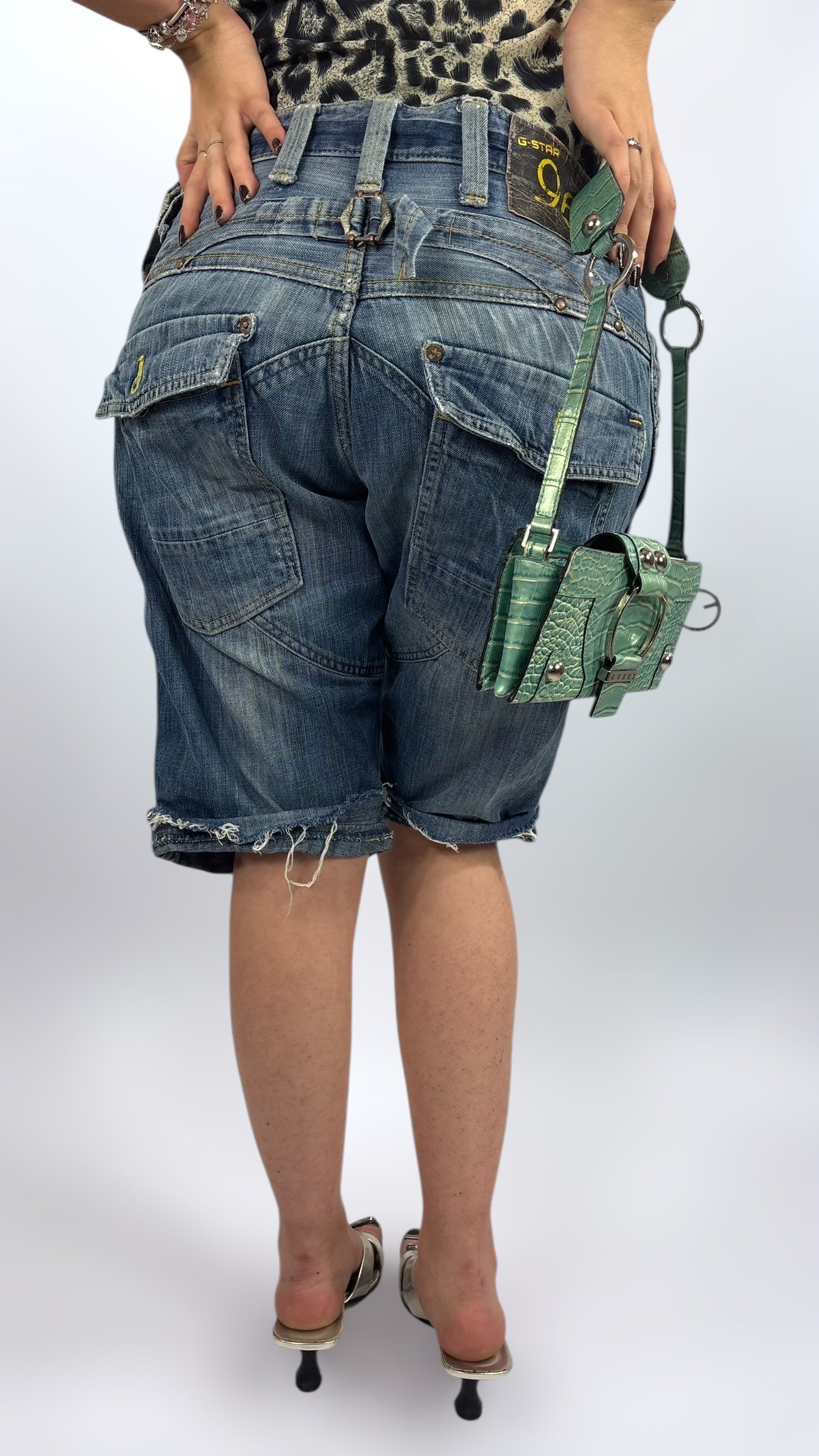 Short baggy