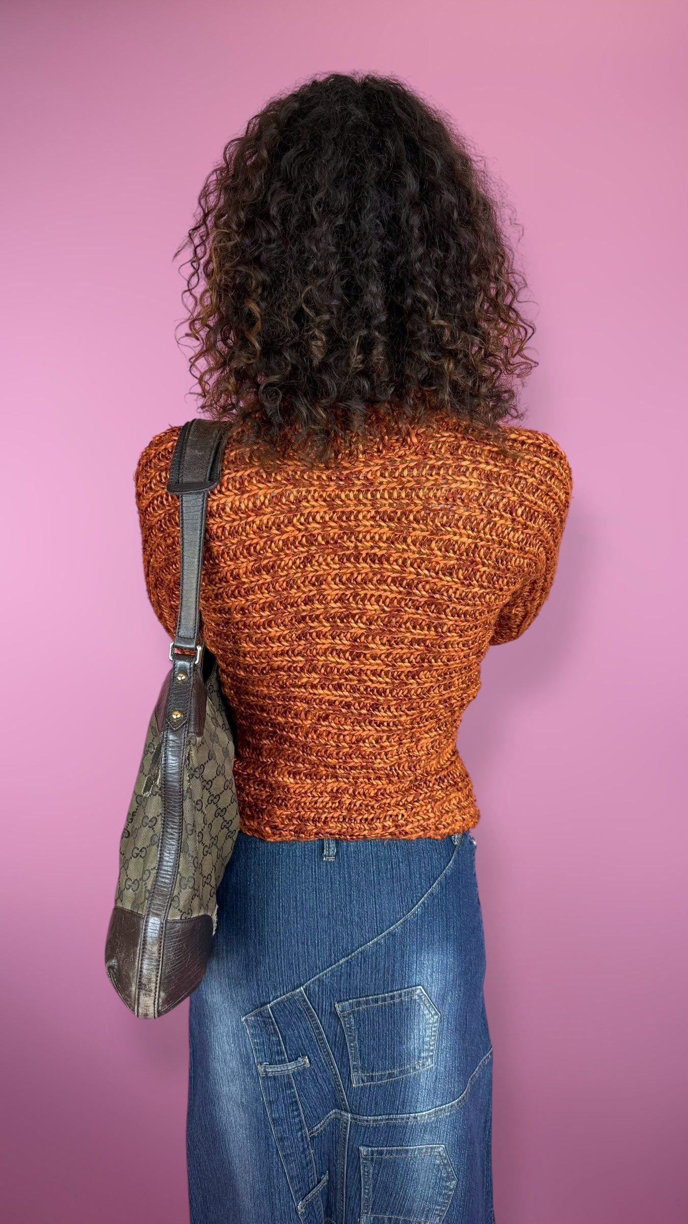 Pull tricoté orange