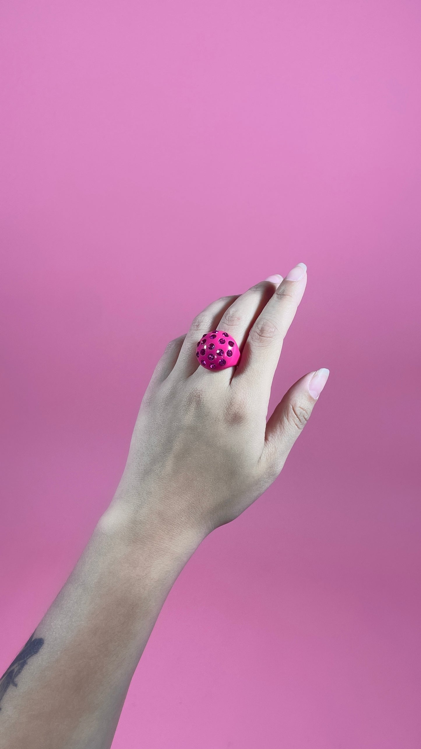 Bague rose à strass