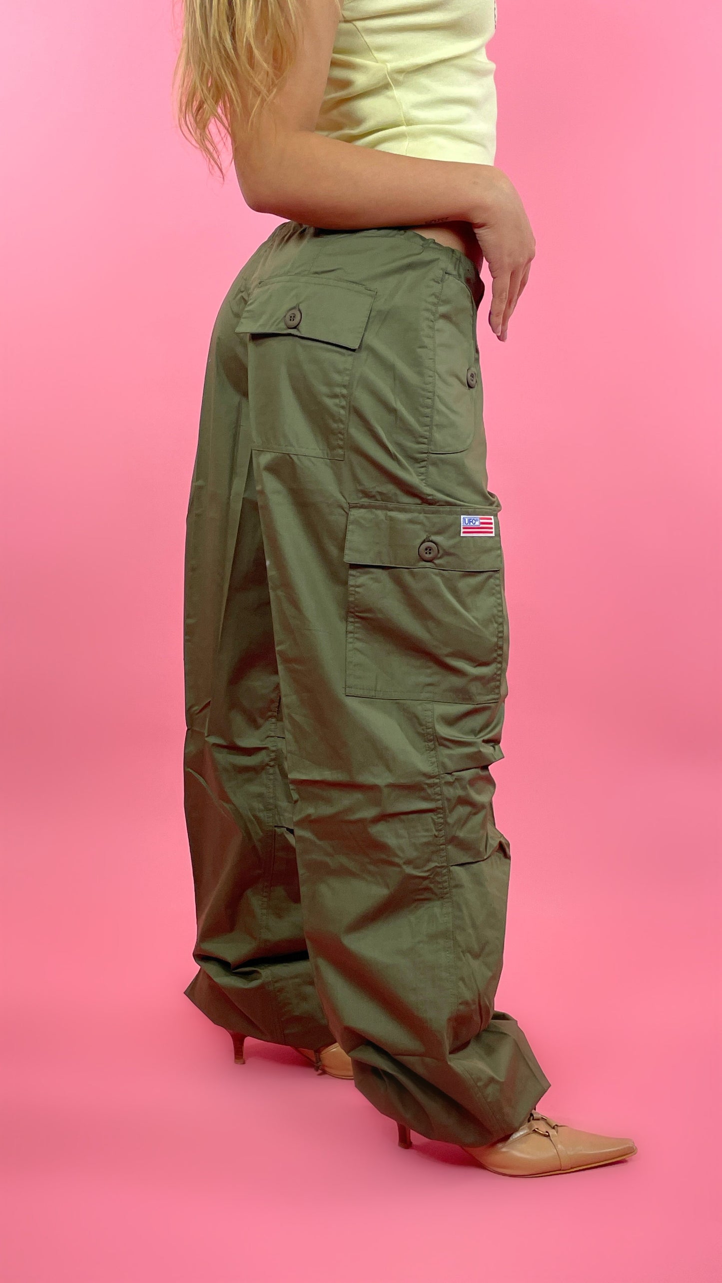 Pantalon parachute kaki