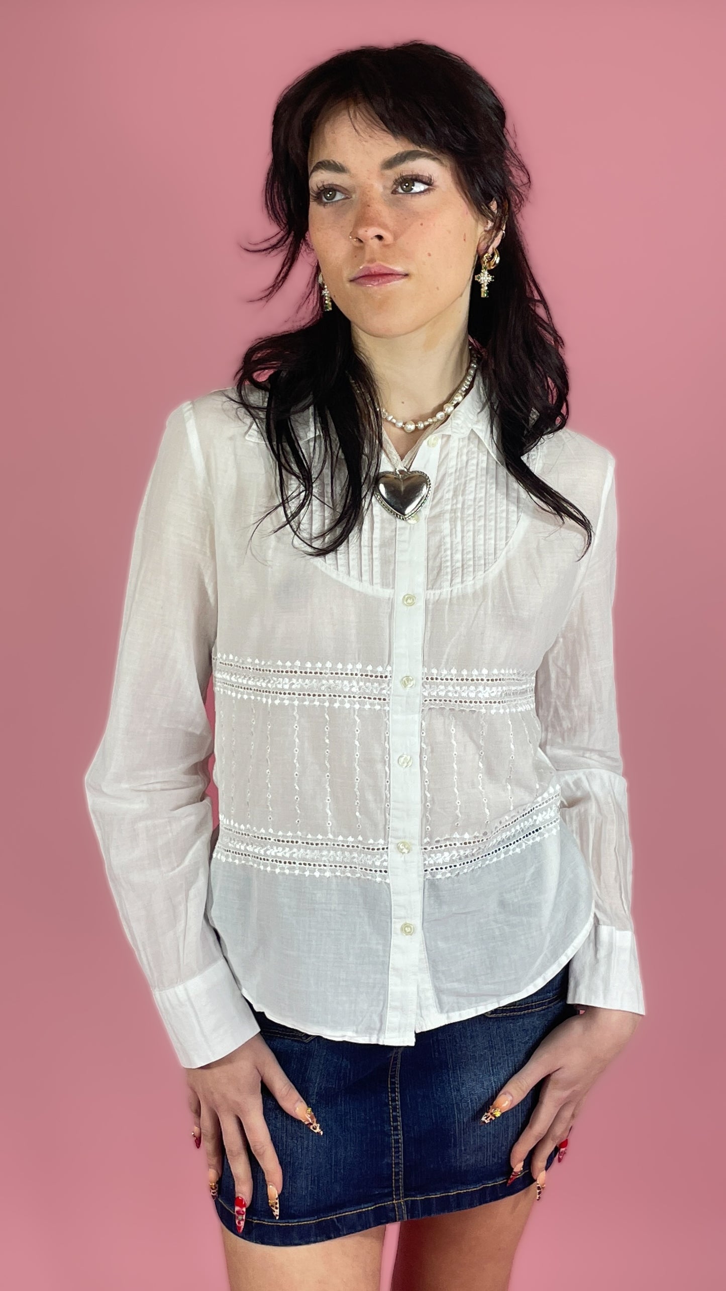Chemisier blanc avec broderies