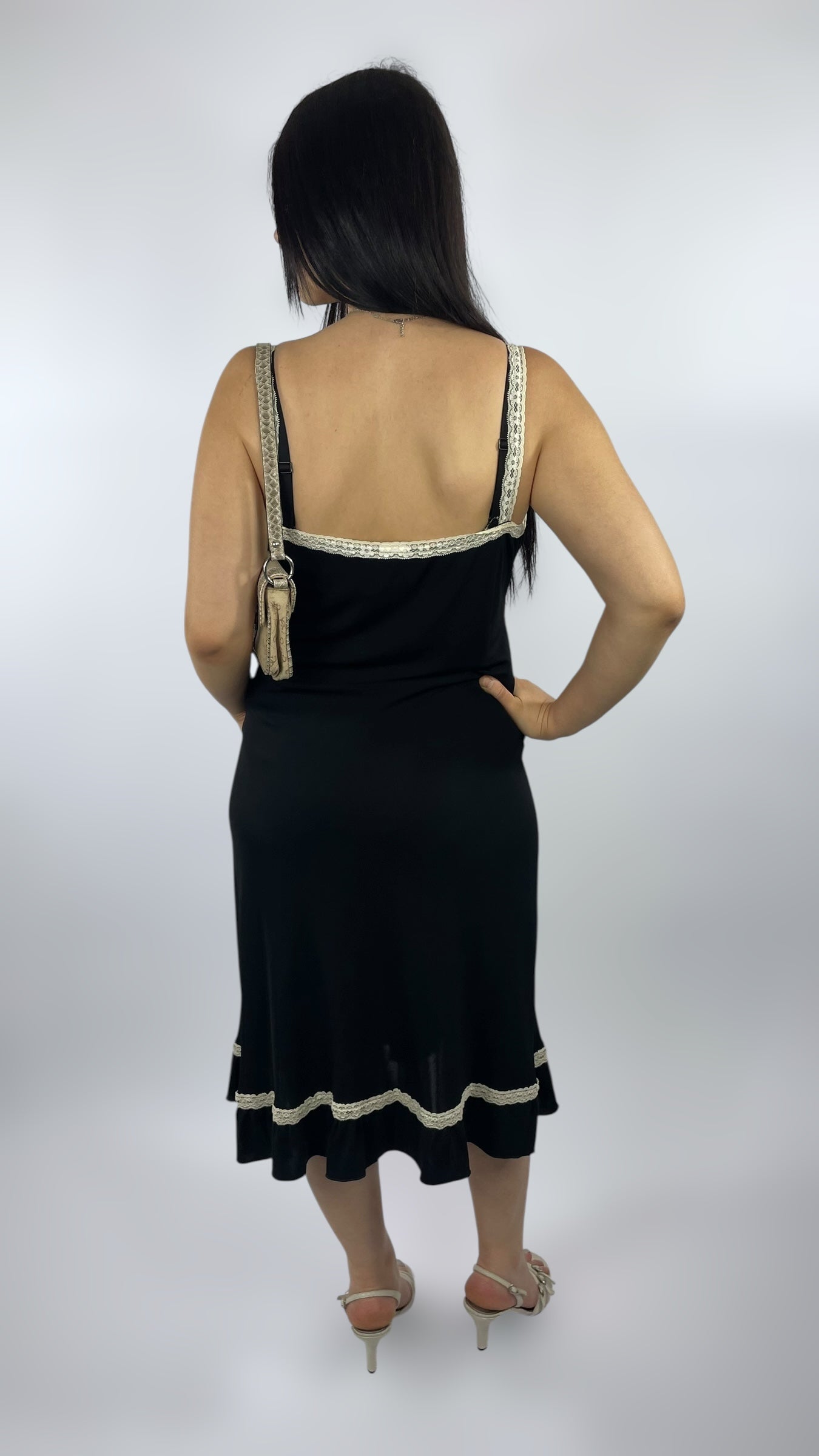 Robe mi-longue