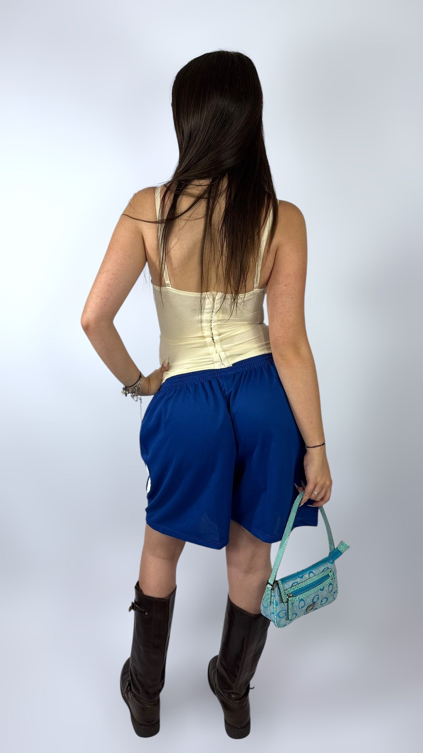 Short sport bleu