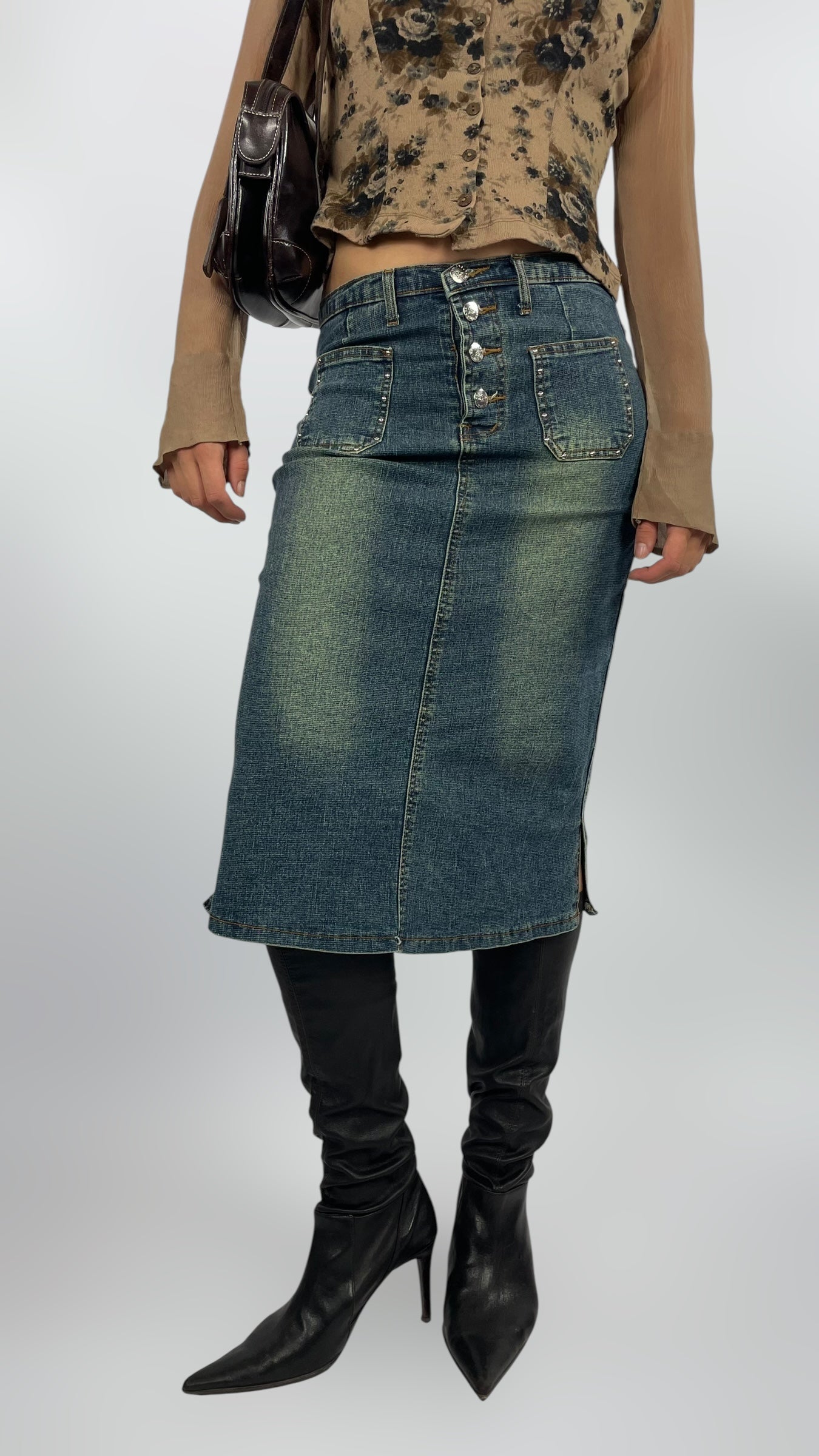 Jupe midi clouté