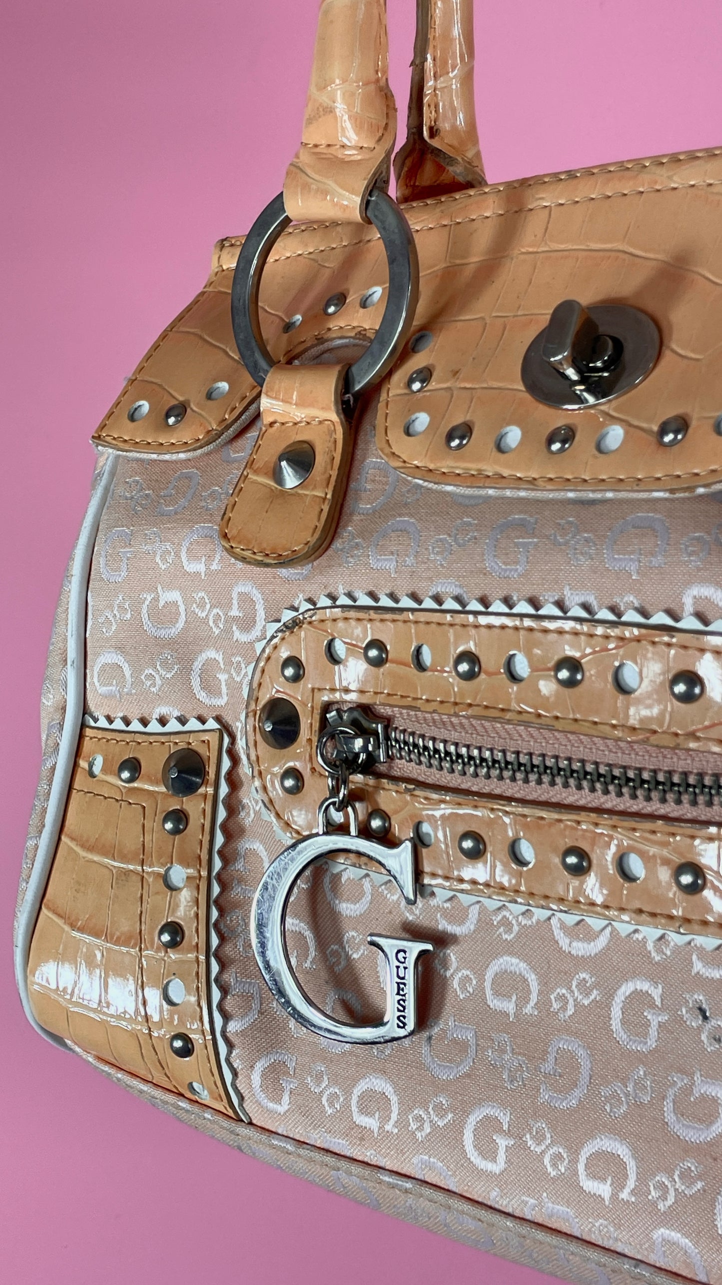 Sac Guess saumon