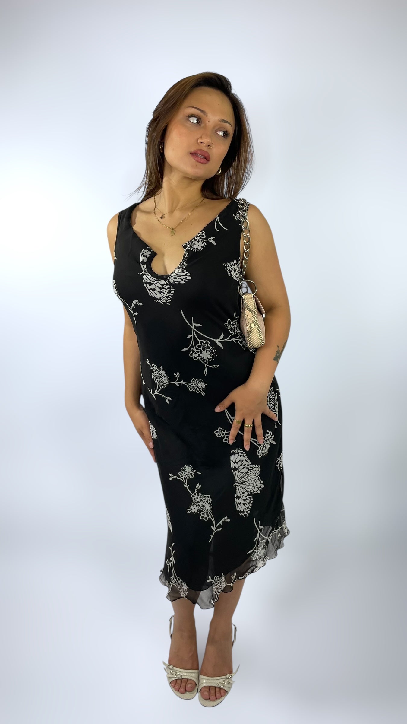 Robe mi-longue