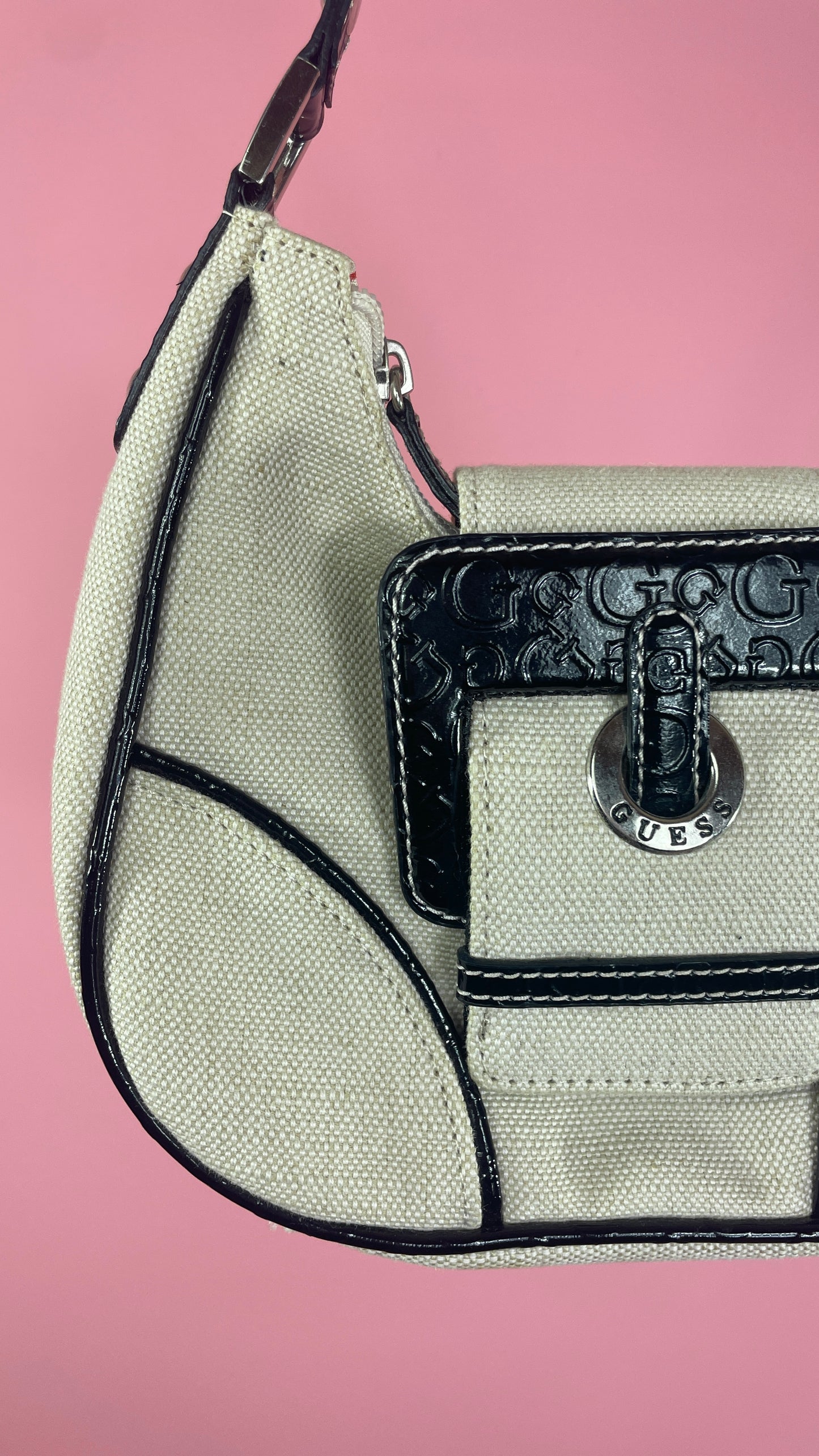 Sac Guess noir et blanc