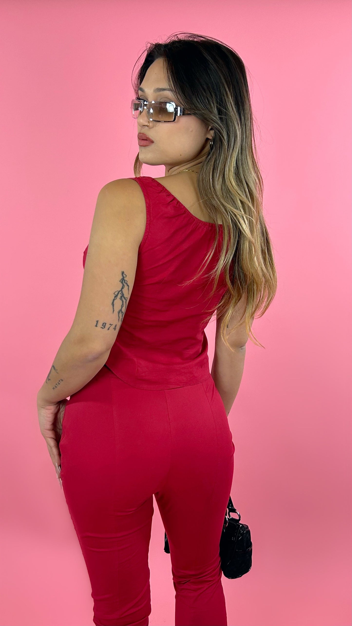 Ensemble rouge