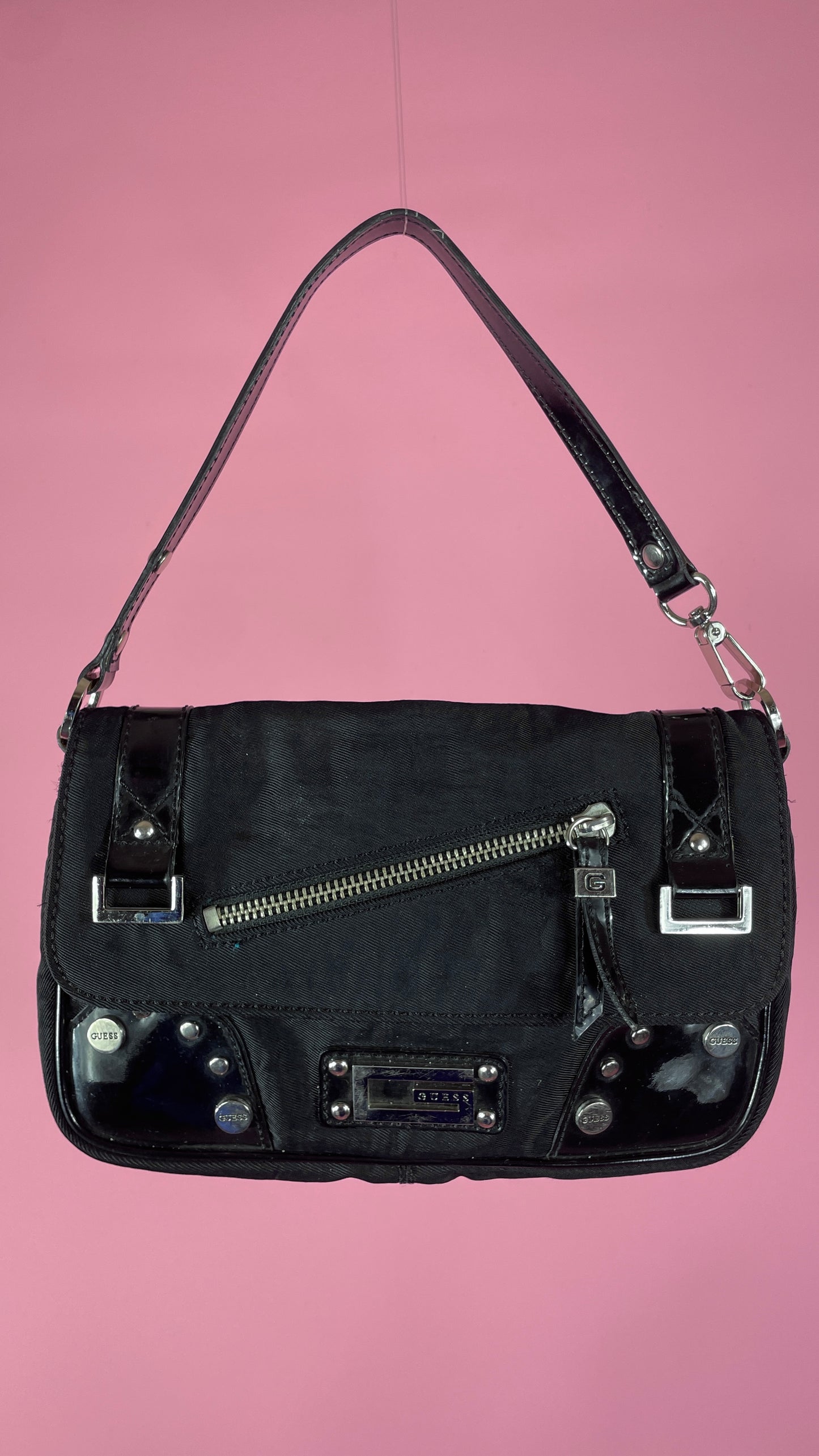 Sac Guess noir plat