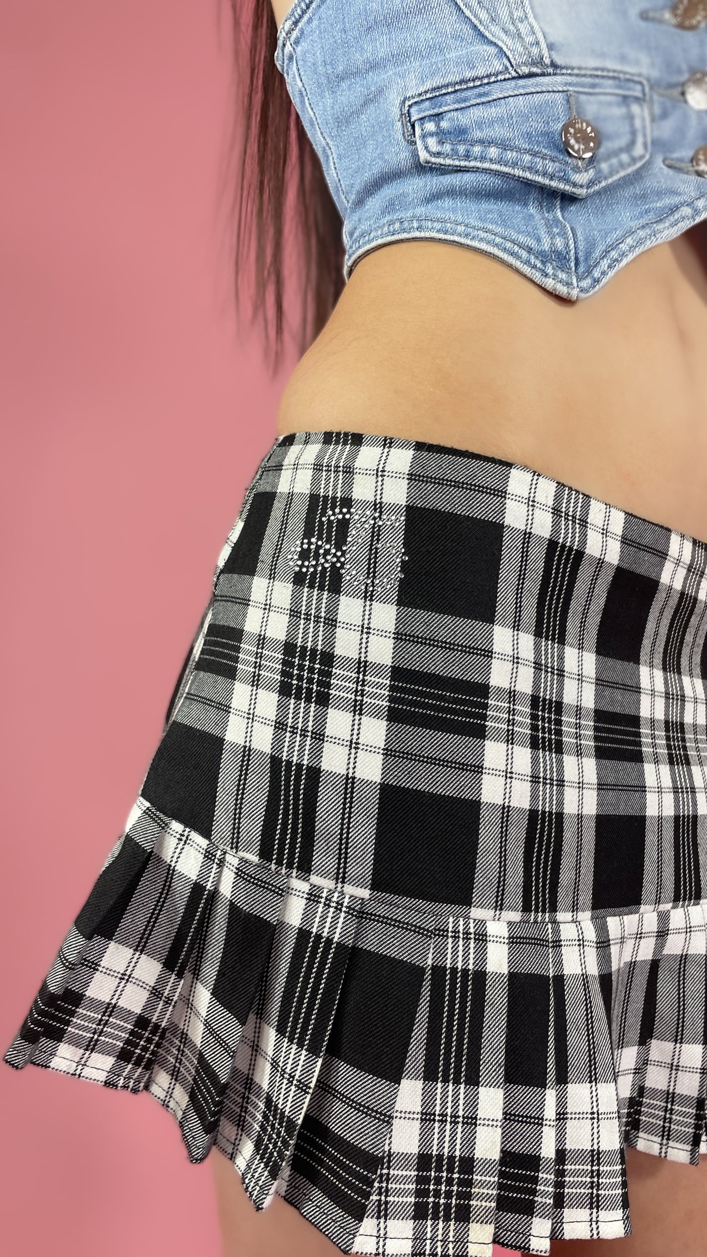 Jupe tartan noir et blanche avec laçage