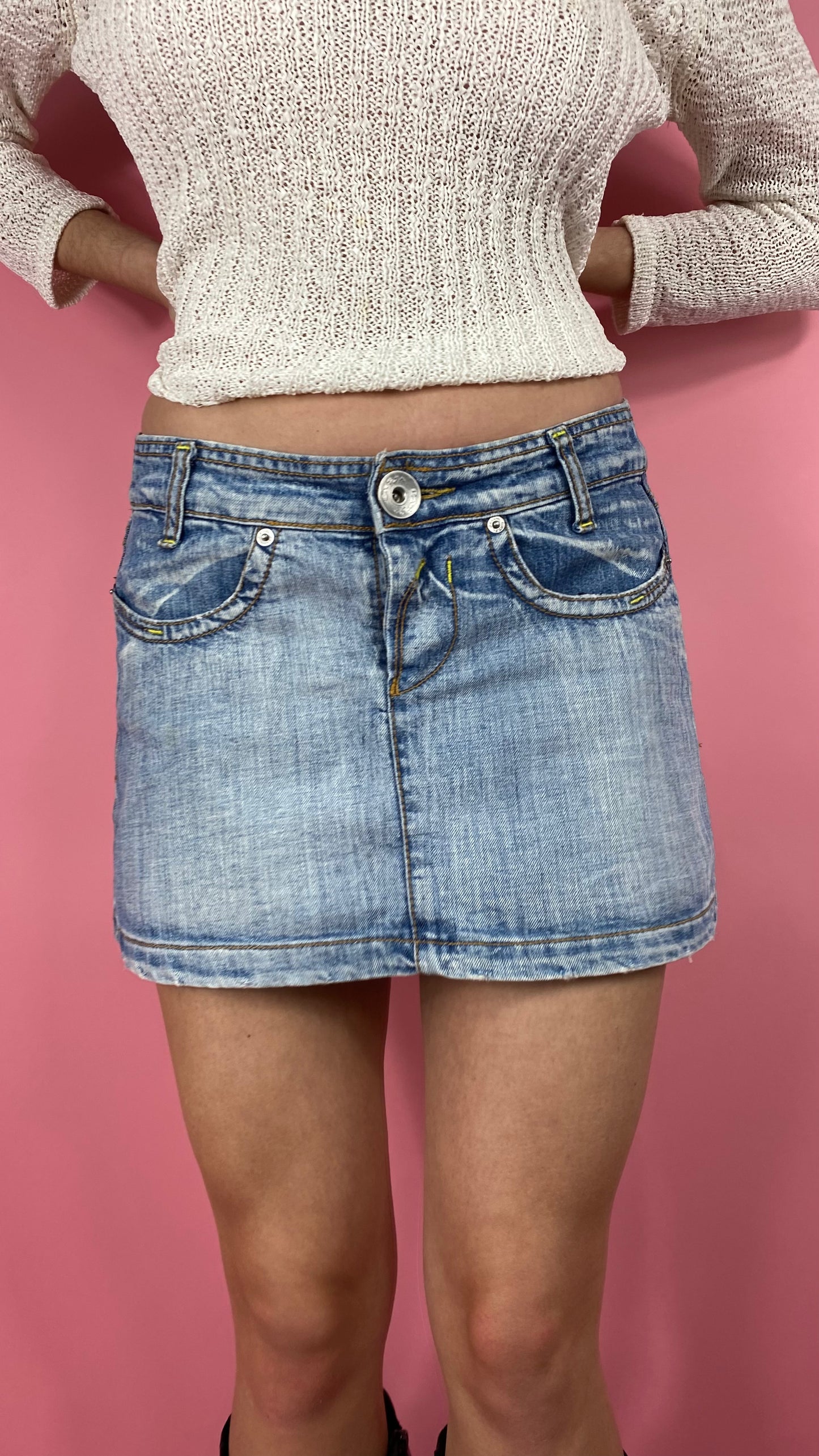 Mini-jupe en jean Y2K