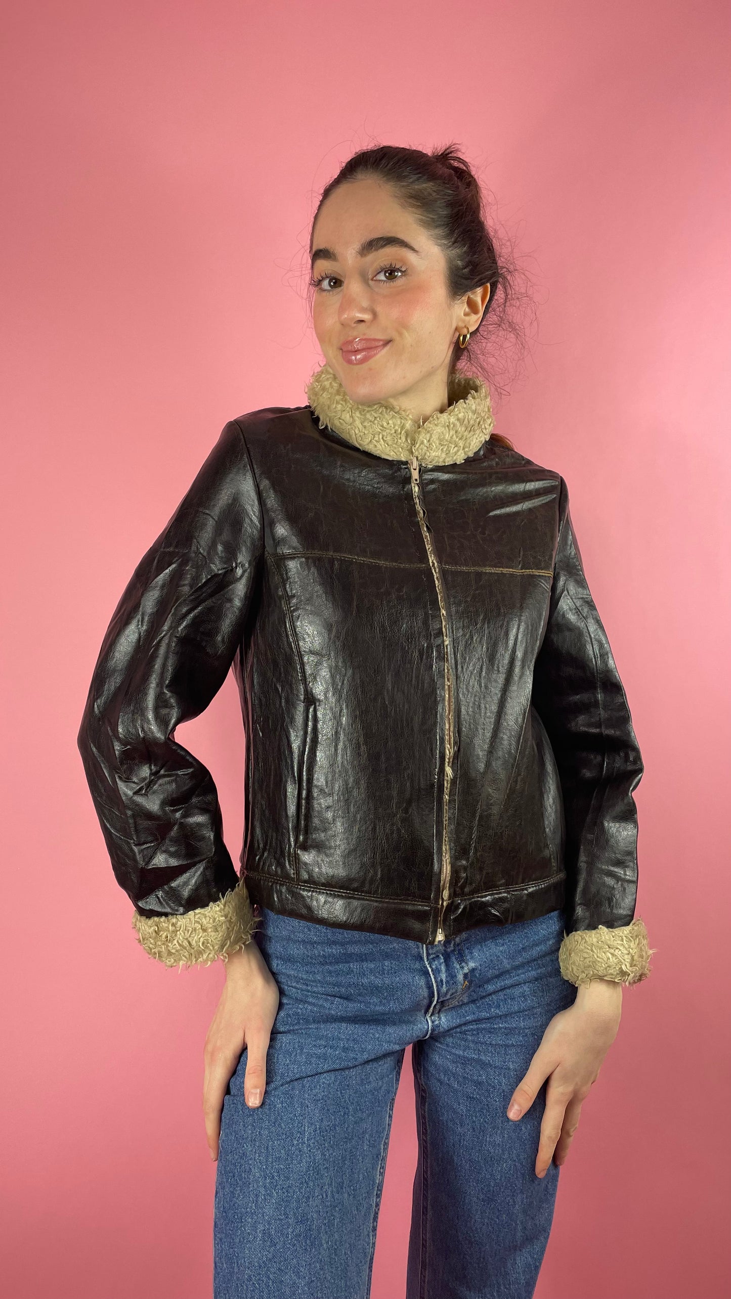 Veste en similicuir et fausse fourrure