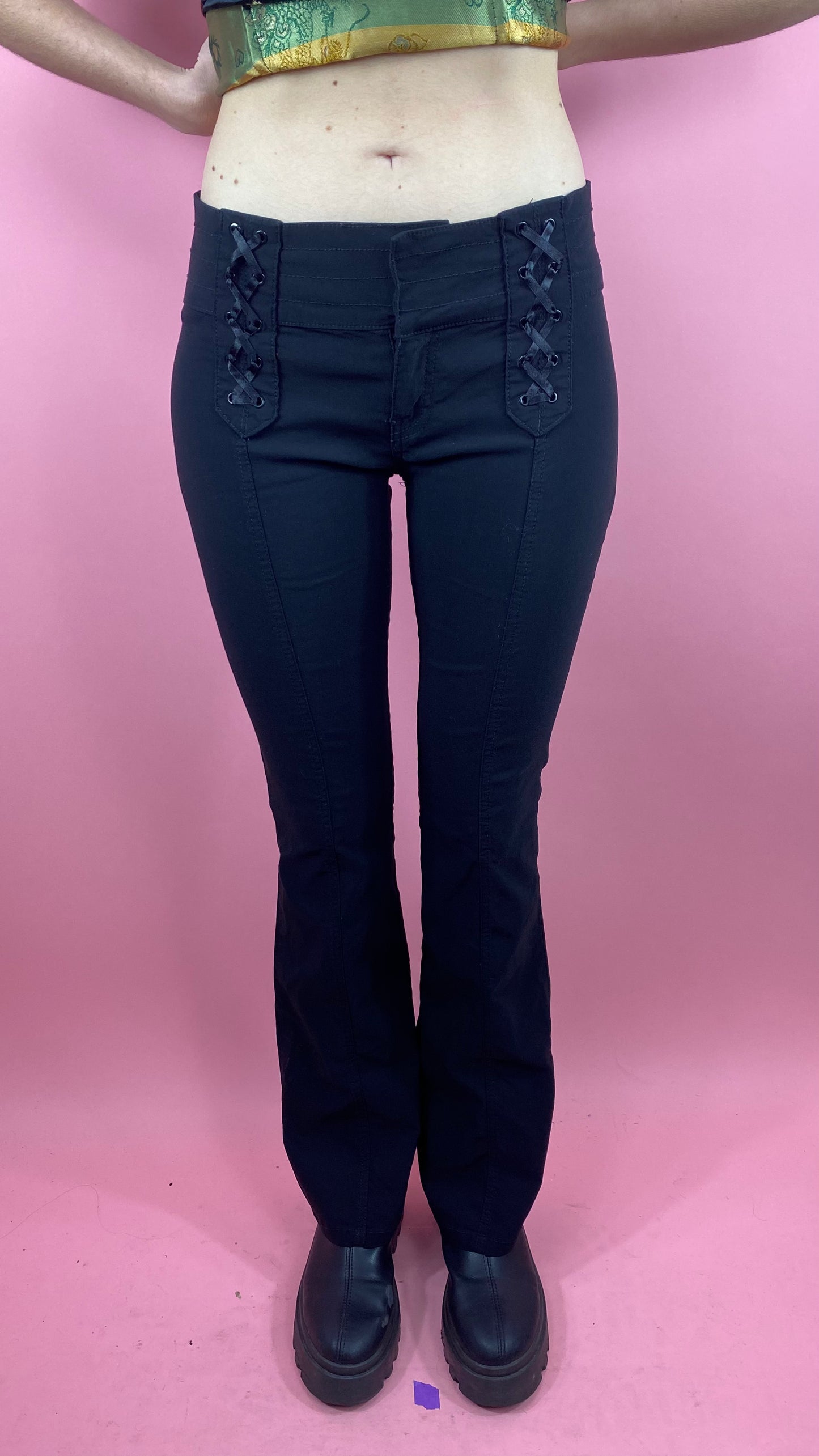 Pantalon patte d’eph lacets