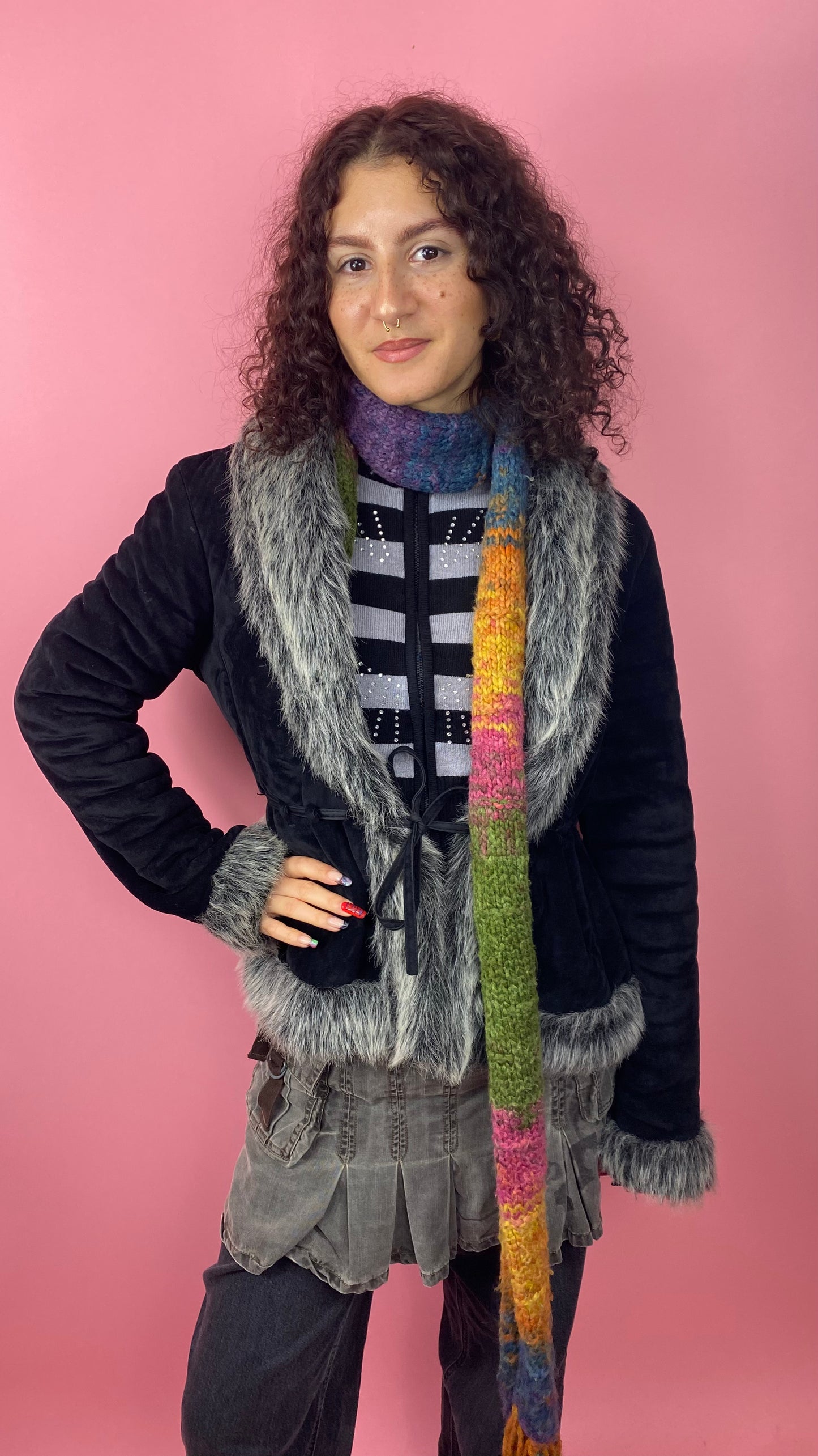 Manteau afghan noir fourrure grise taille M