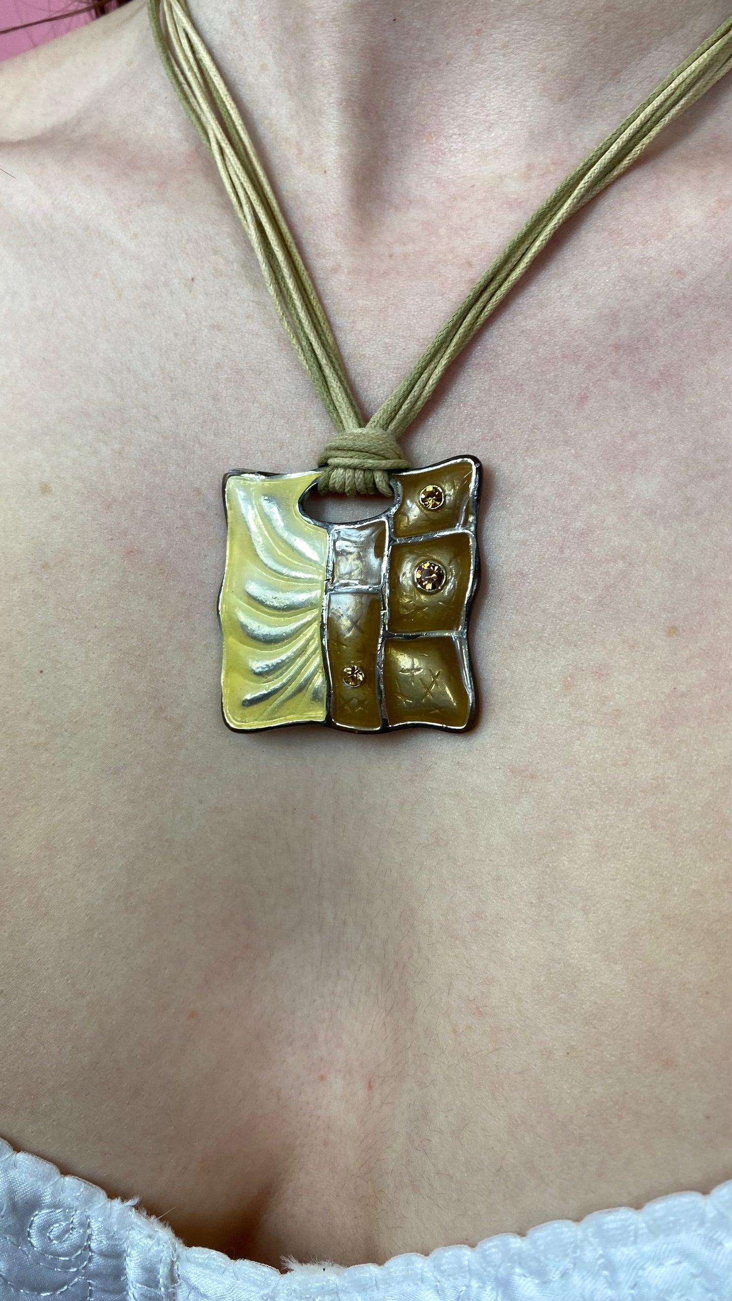 Collier y2k