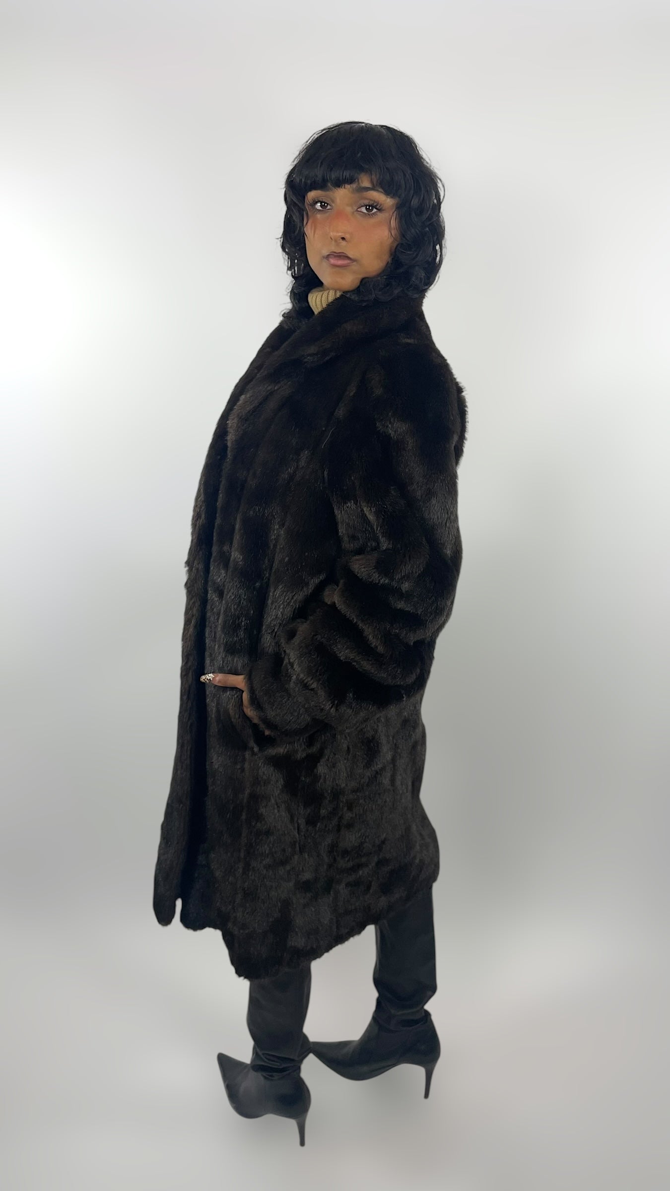 Manteau fausse fourrure