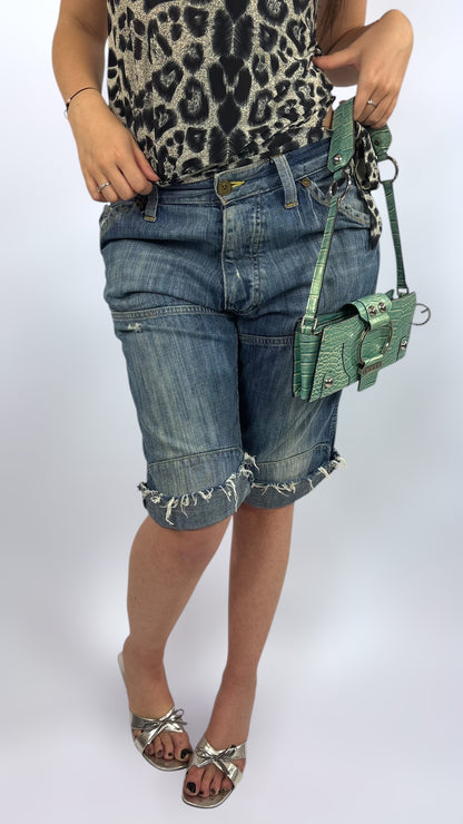 Short baggy