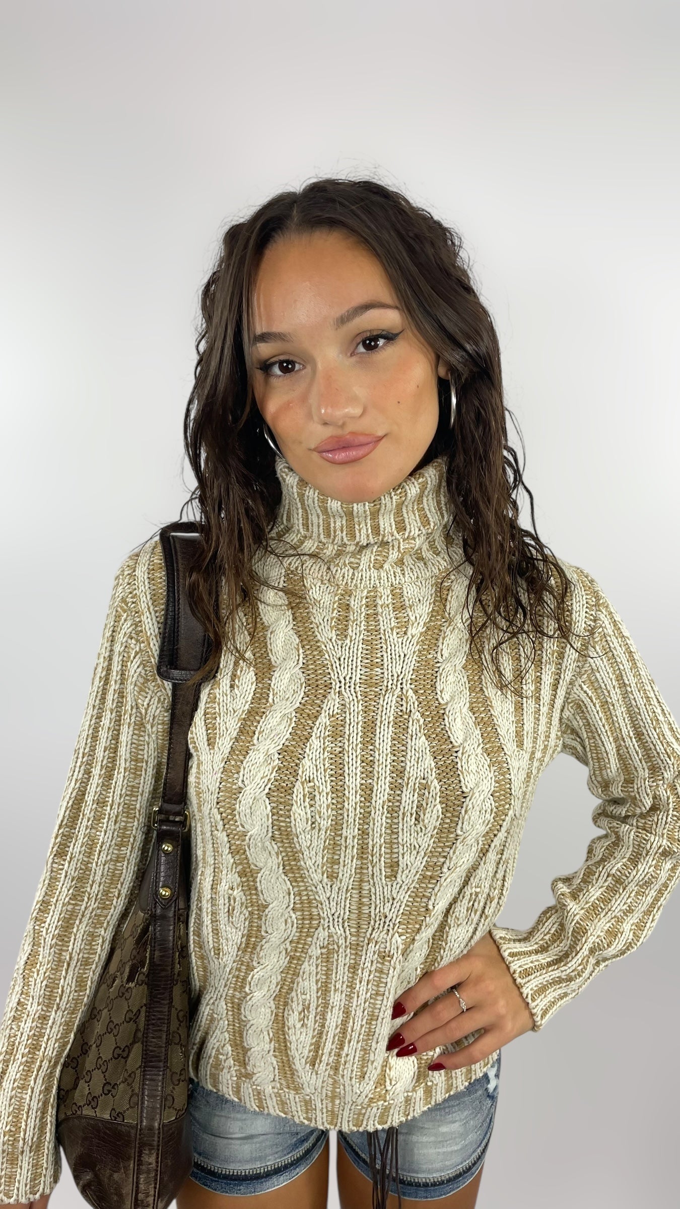 Pull col roulé