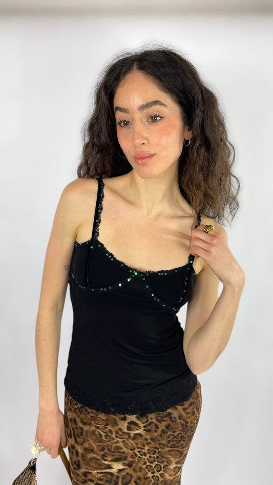 Top sequin