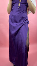 Charger l&#39;image dans la galerie, Robe longue violette
