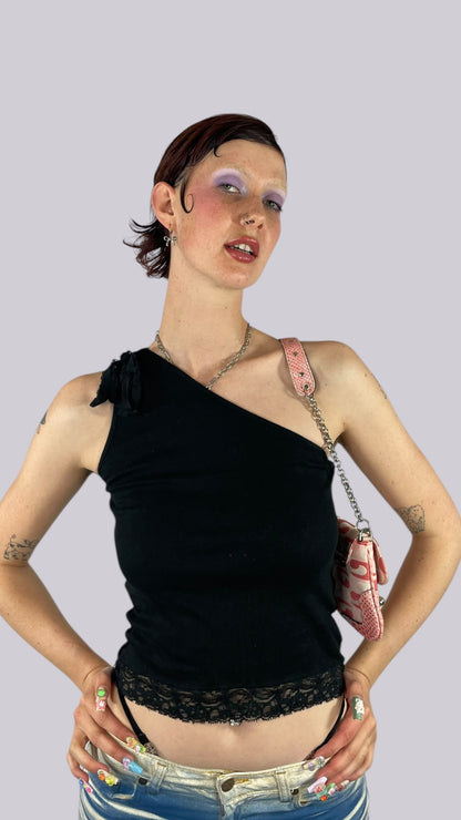 Top asymétrique