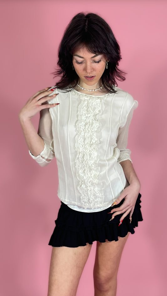 Top blanc fleurs en dentelle
