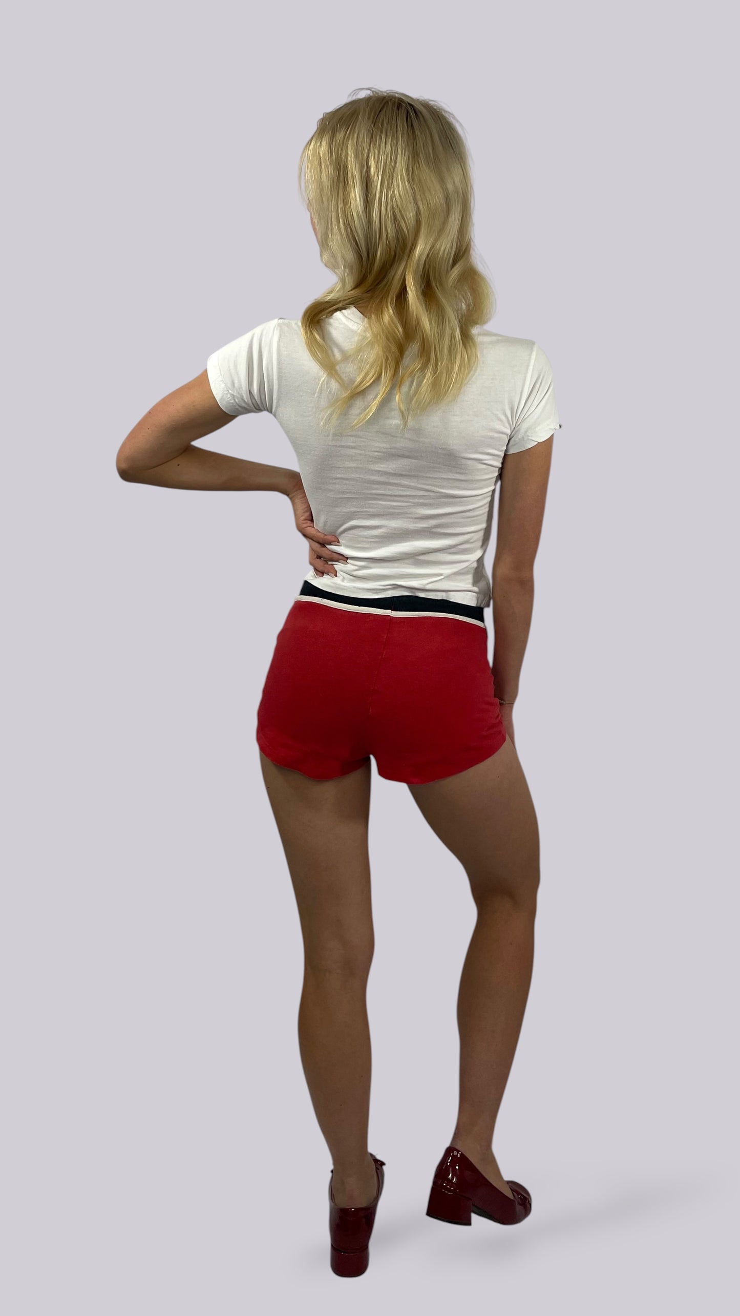 Short rouge