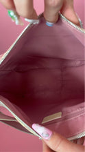 Charger l&#39;image dans la galerie, Sac Dior monogramme rose
